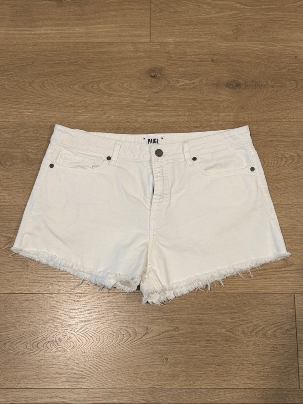 PAIGE Women's White Denim Jean Frayed Hem Shorts Size 23